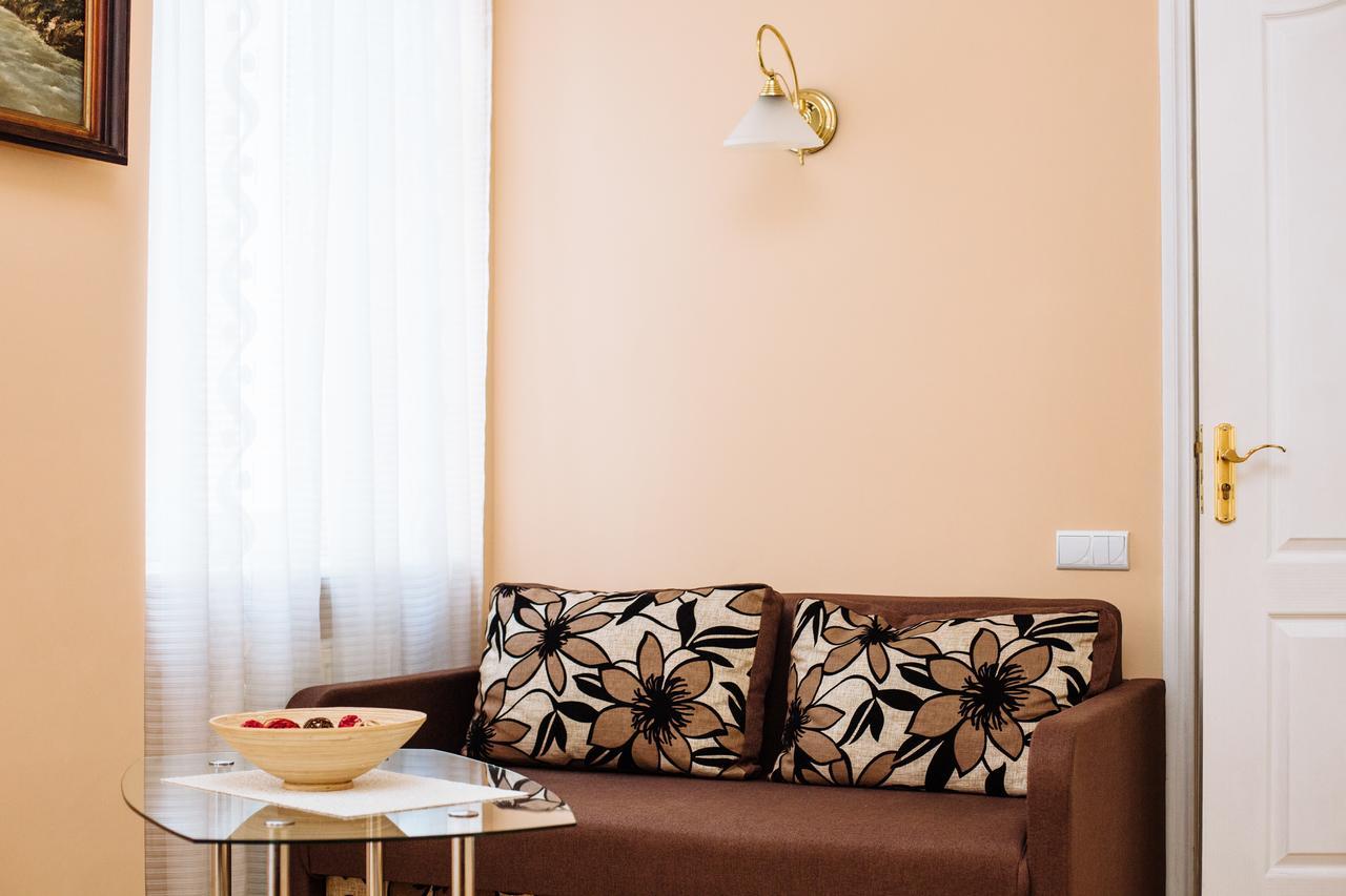 לבוב Apartments On Teatralna 26 מראה חיצוני תמונה