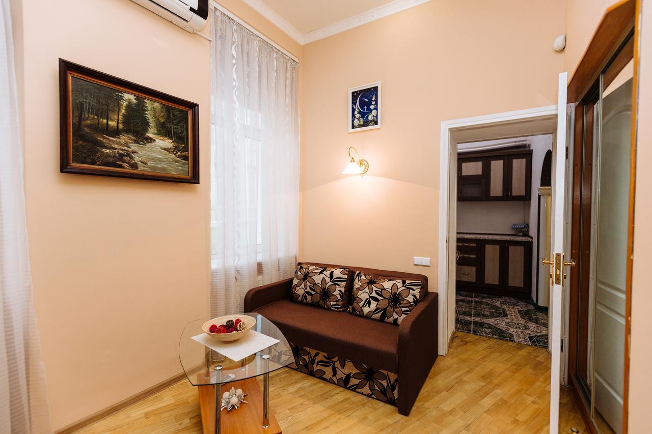 לבוב Apartments On Teatralna 26 מראה חיצוני תמונה